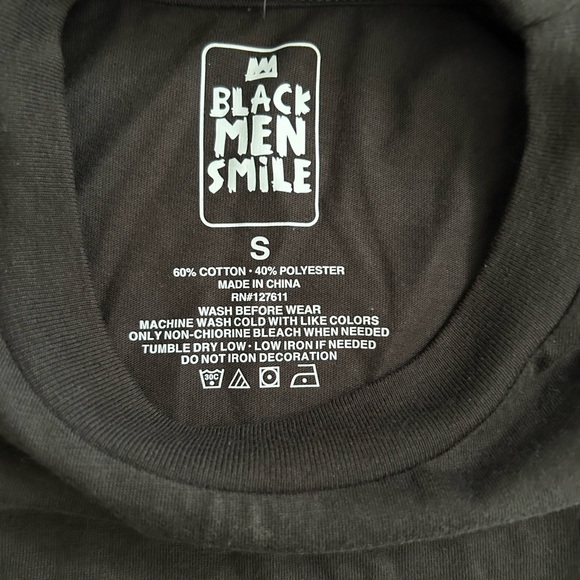 Target Black Long Sleeve Tee with Graphic Text - Picture 4 of 5